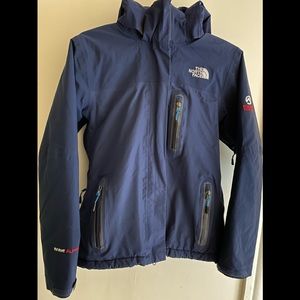 The North Face Summit Series Alpha Hyvent 😍